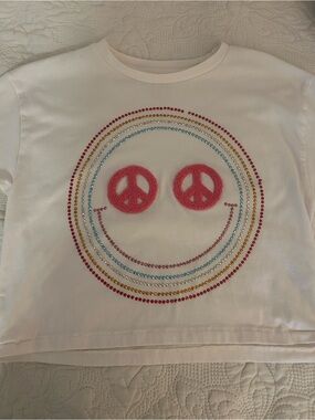 Jessica Simpson White Crop Tee with Pink Peace Sign Smile Design